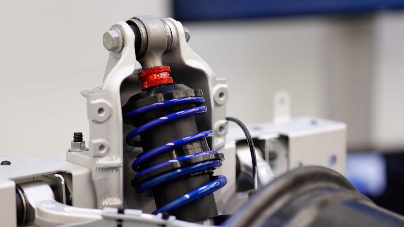 Alpine A110R - gwintowane zawieszenie