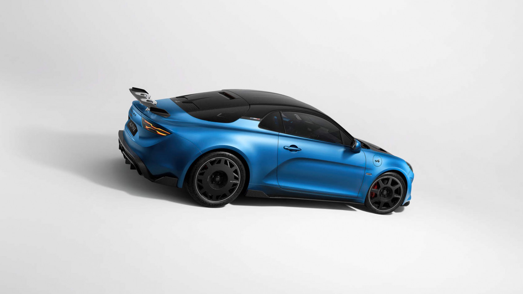 Alpine A110R - studyjne zdjęcie z tyłu