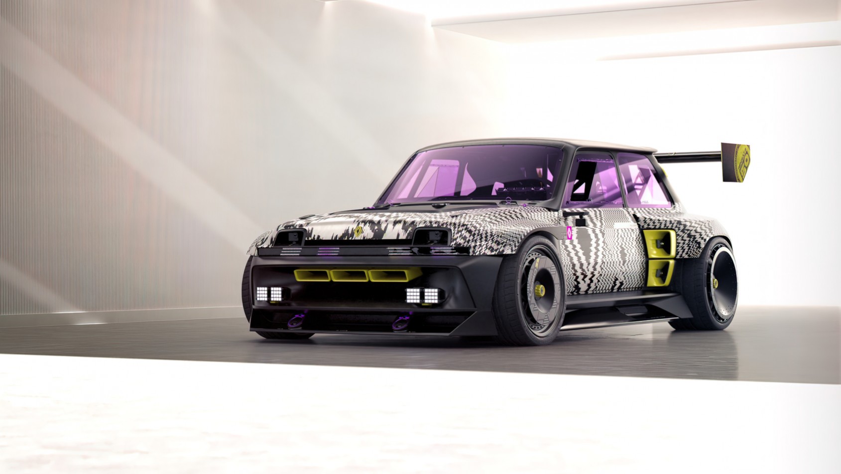 Renault 5 Turbo sylwetka z przodu