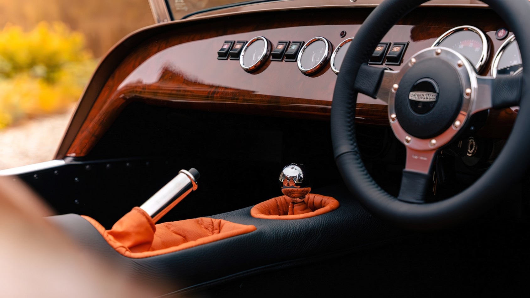 Caterham Super Seven 600 wnętrze auta