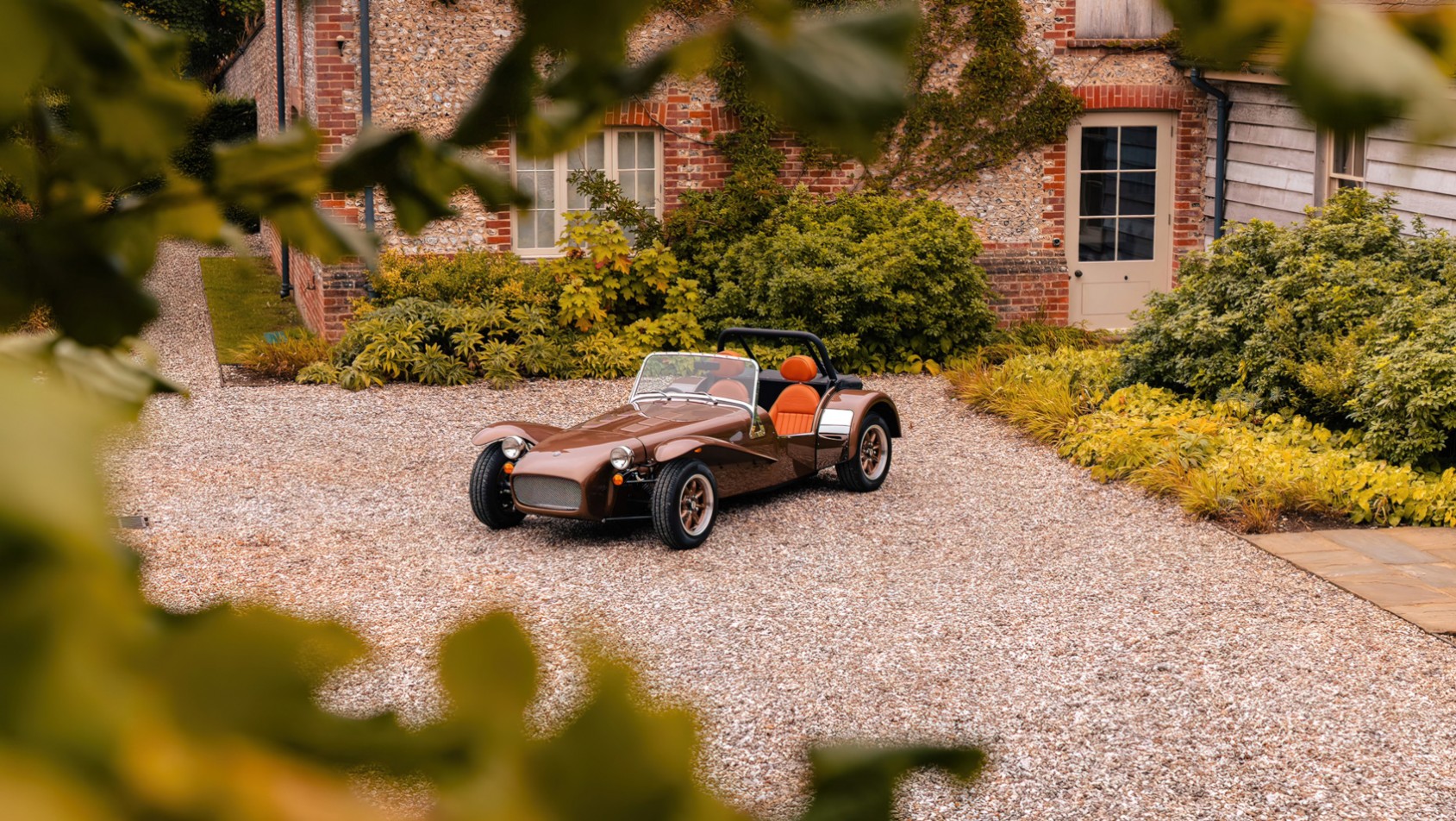 Caterham Super Seven 600 sylwetka auta