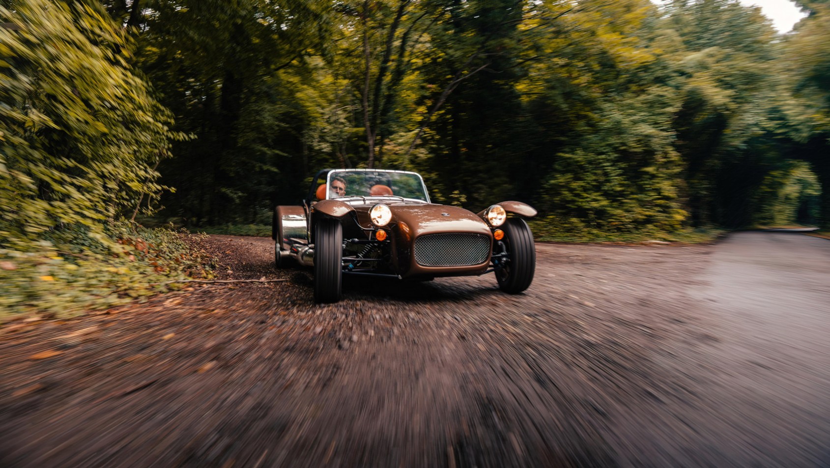 Caterham Super Seven 600 podczas jazdy