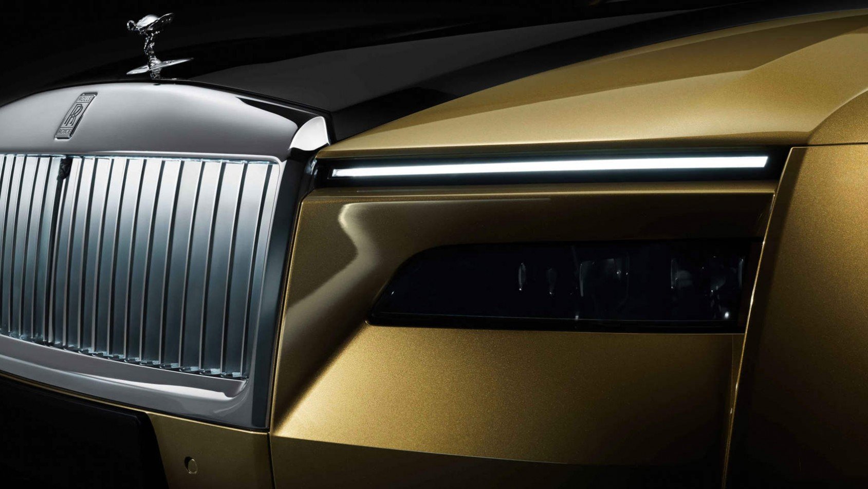Rolls Royce Spectre front