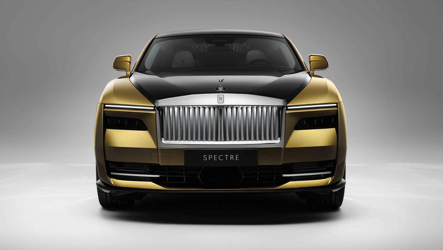 Rolls-Royce Spectre - przód auta