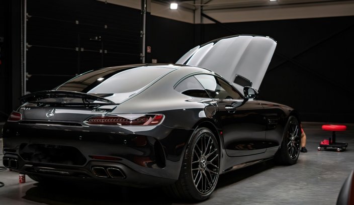 Powłoka ceramiczna w salonie – czy i kiedy warto, a kiedy nie