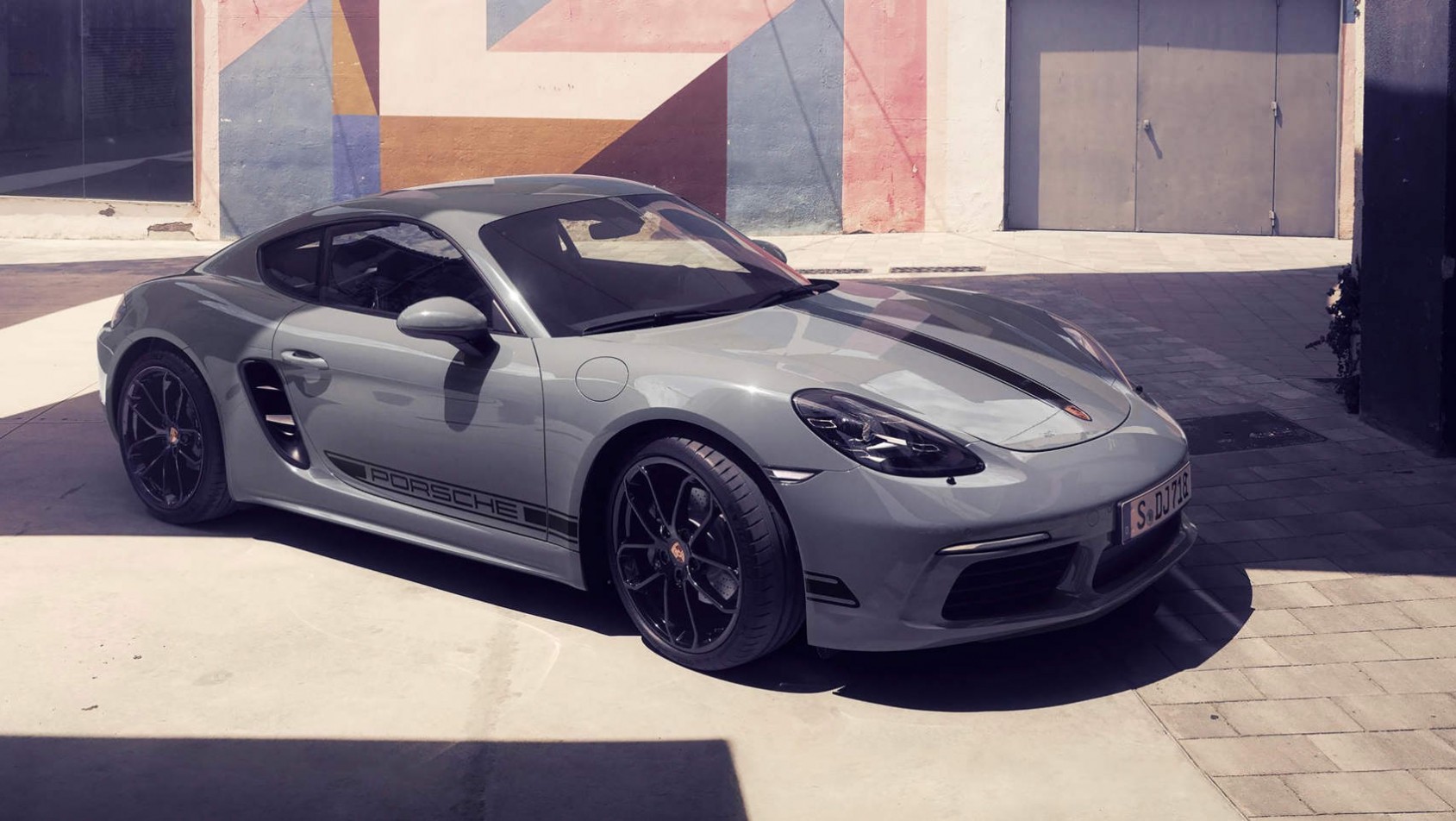 Porsche 718 Style Edition w promieniach słońca