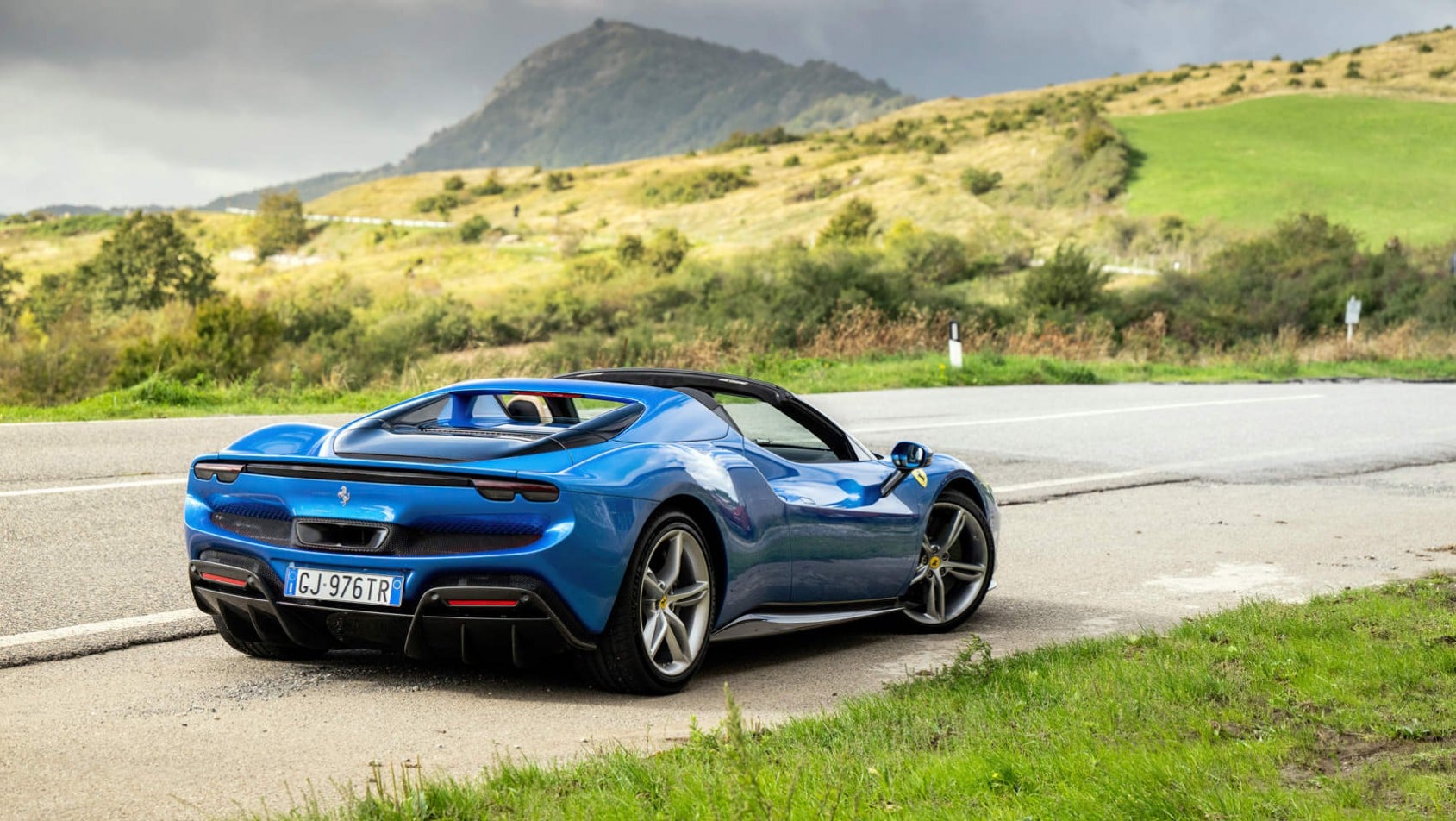 Ferrari 296 GTS - test