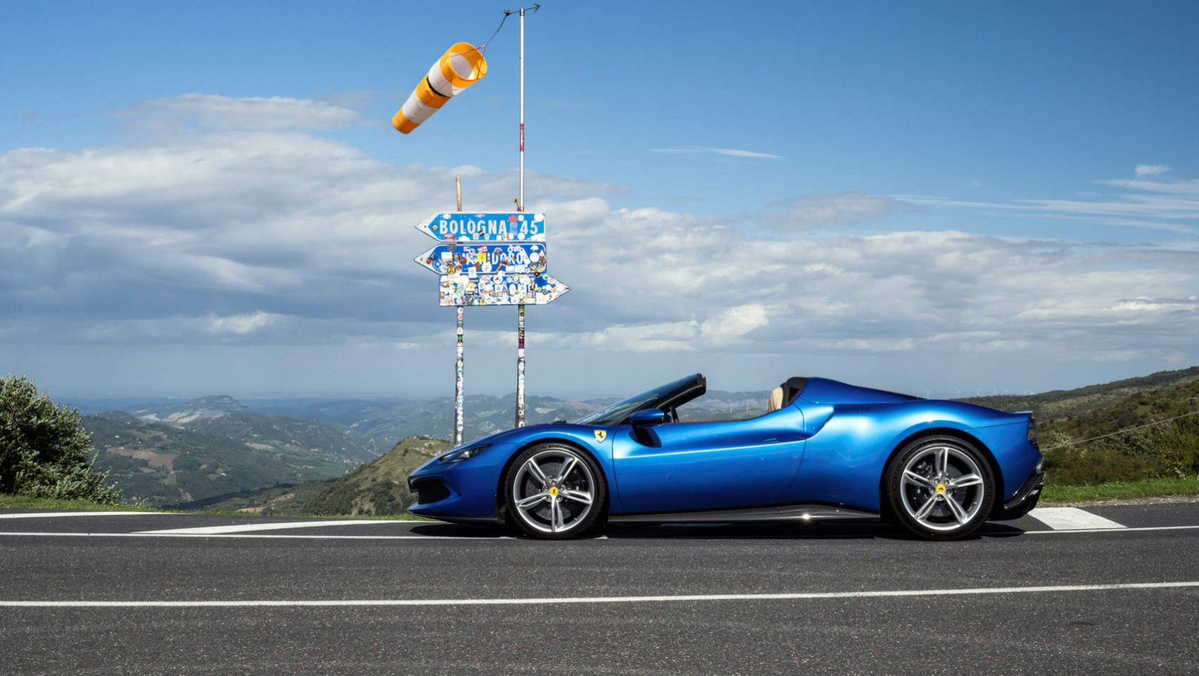 Ferrari 296 GTS - EVO testuje