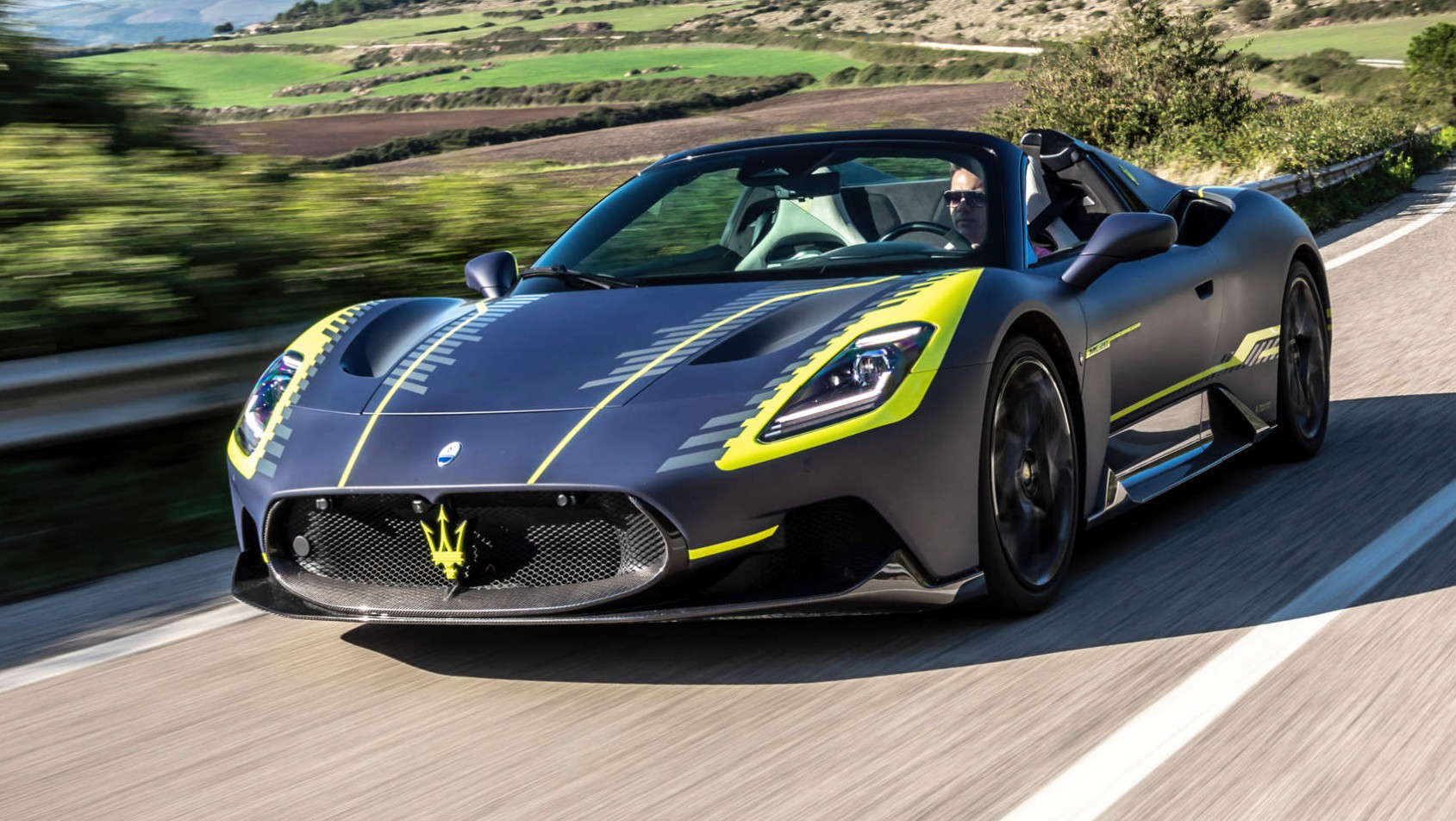 Nowe dziecko Maserati - MC20 Cielo