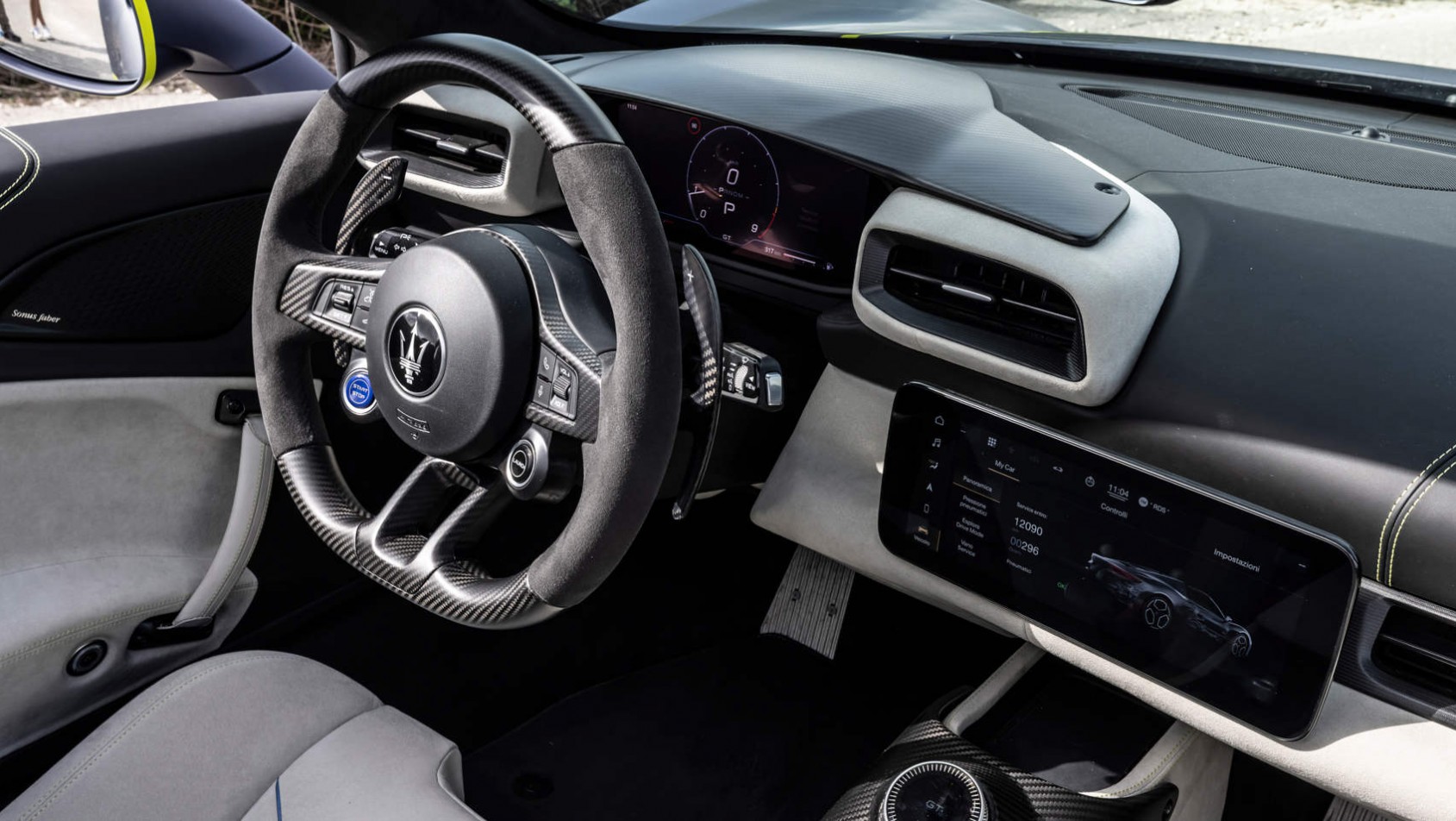 Kabina Maserati MC20 Cielo