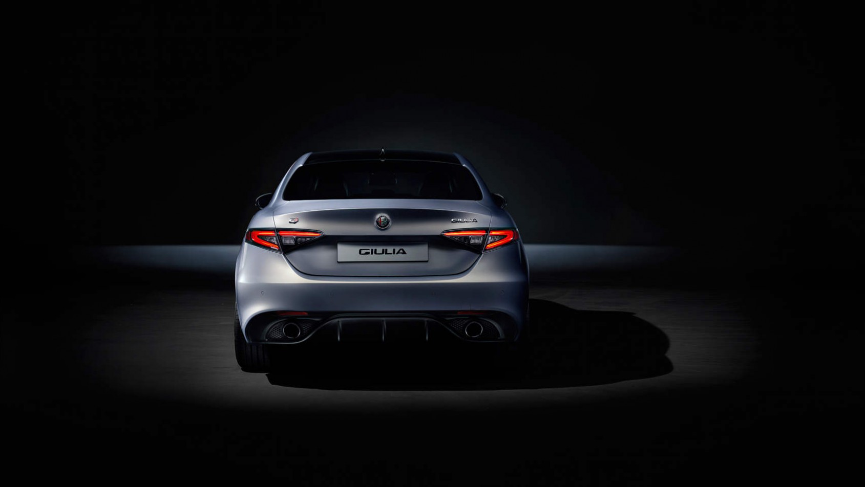 Alfa Romeo Giulia - tył auta