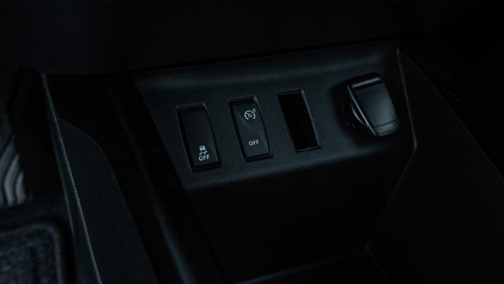 Dacia Spring - detale wnętrza