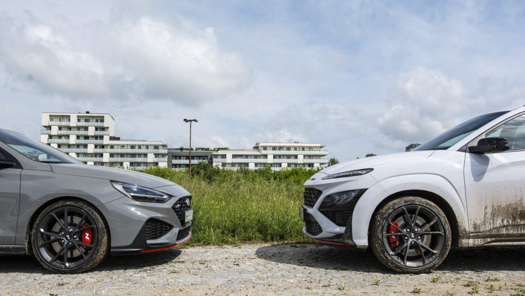 Hyundai i30N Fastback i Kona N - front