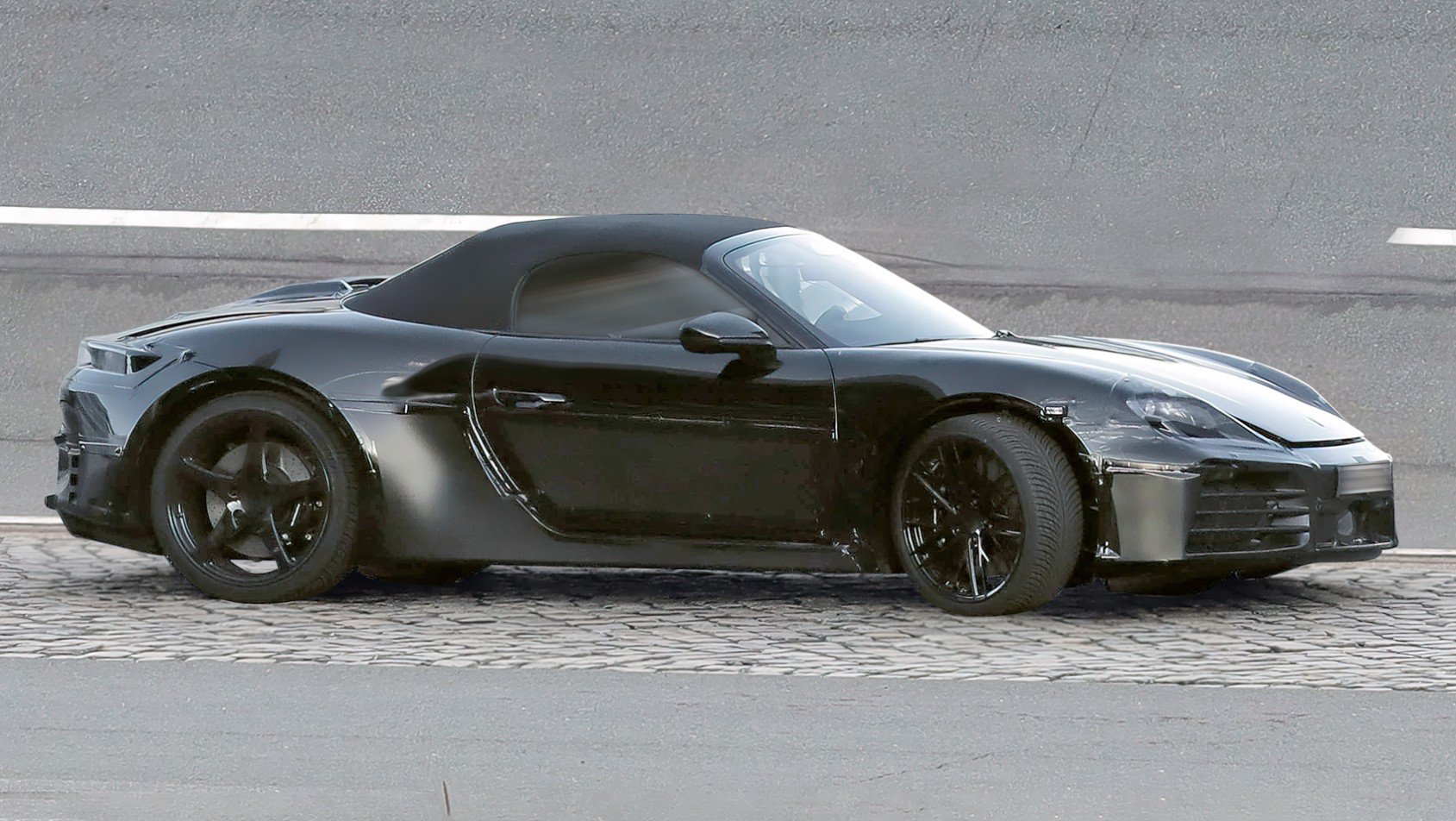 Porsche 718 Boxter/Cayman Elektryczny Porsche 718 z boku