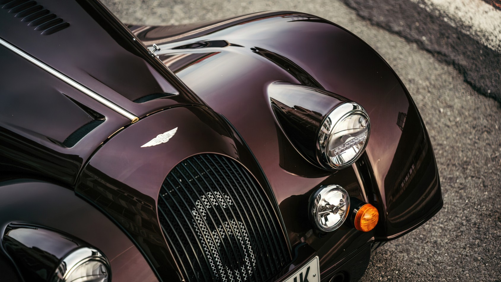 Morgan Plus 6 przód auta