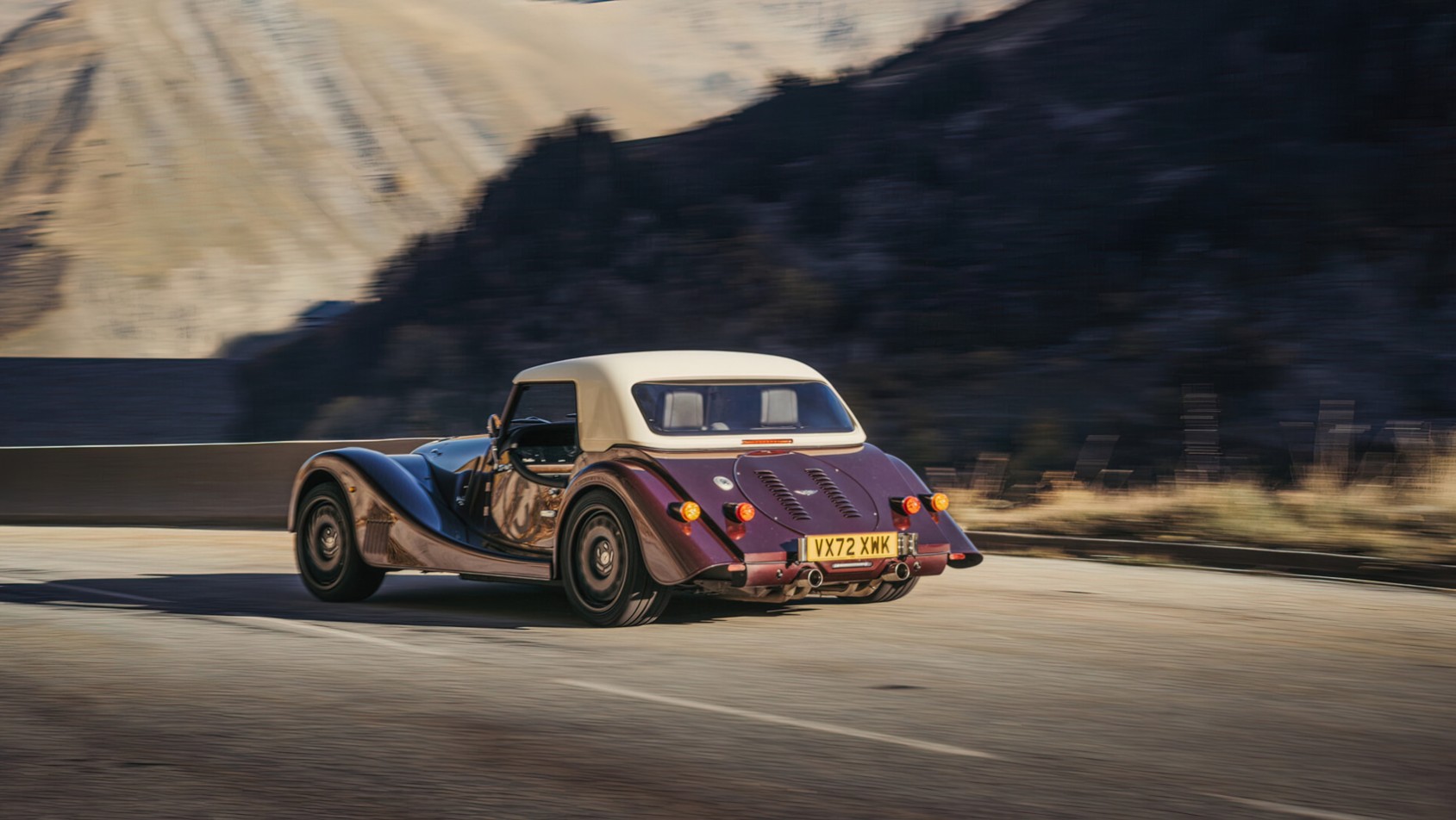 Morgan Plus 6 z tyłu