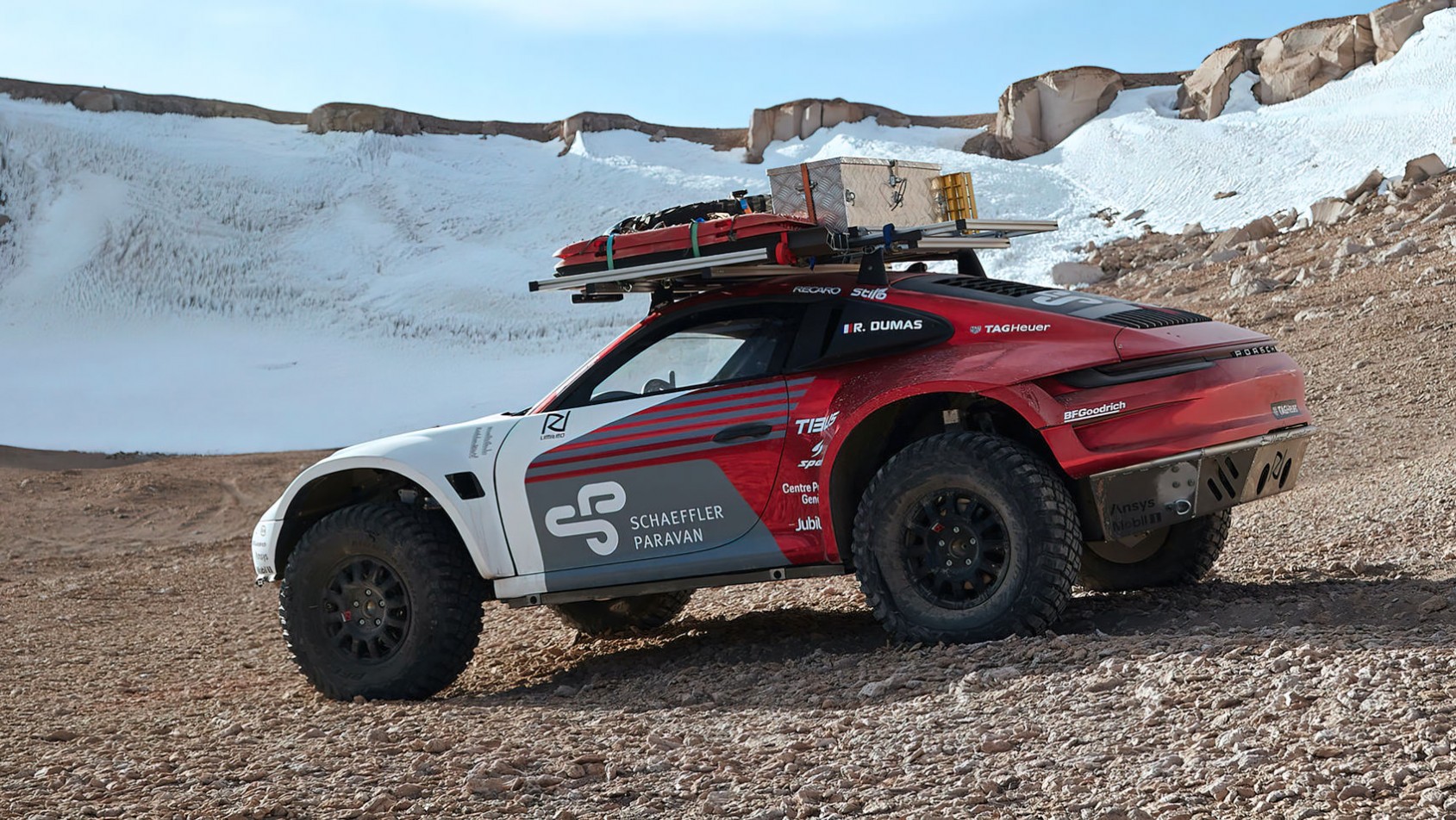 Porsche 911 terenowe podczas próby