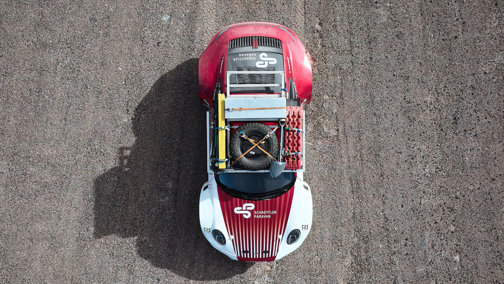 Porsche 911 terenowe widok z góry