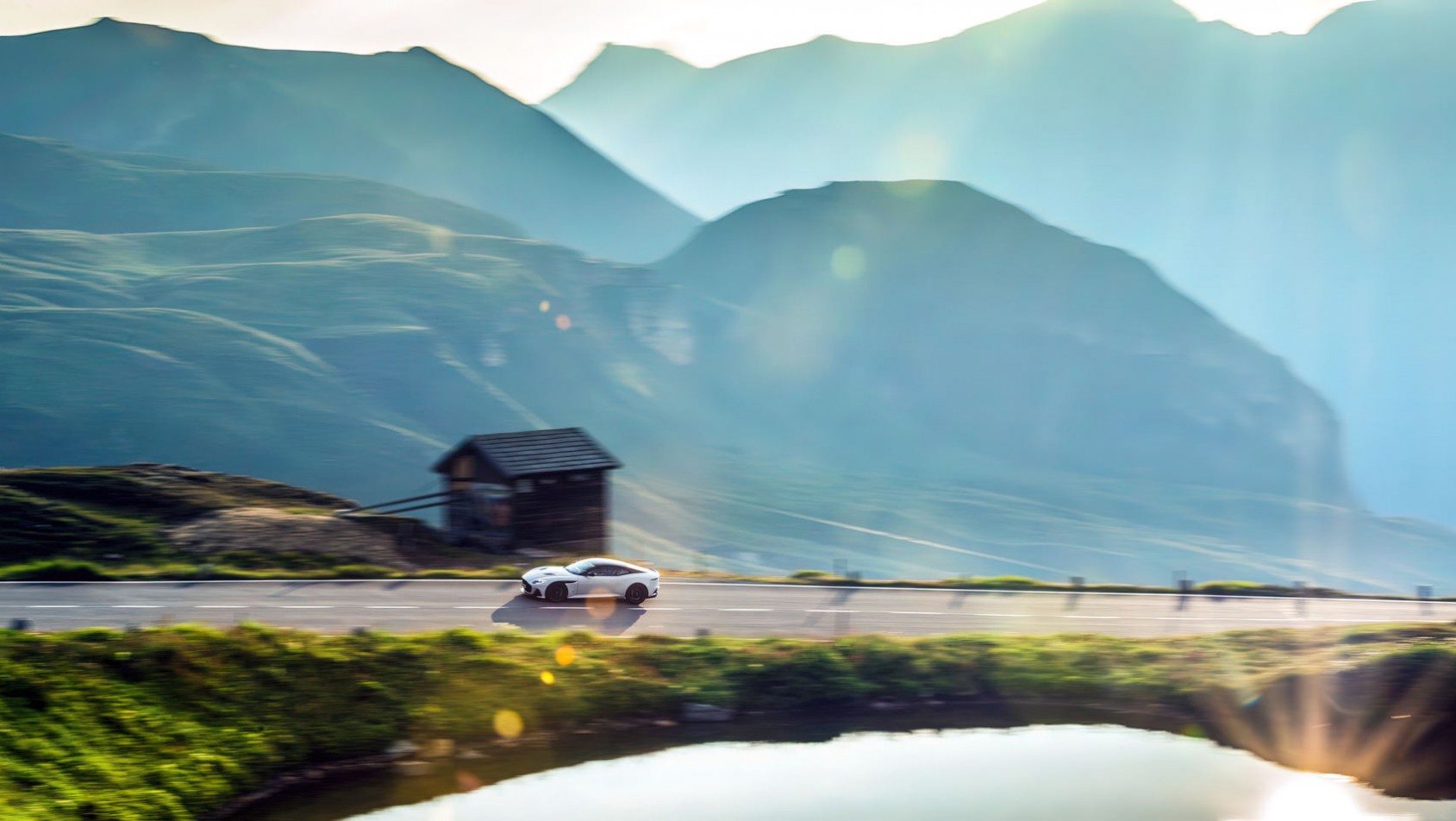 Aston Martin DBS podczas testu