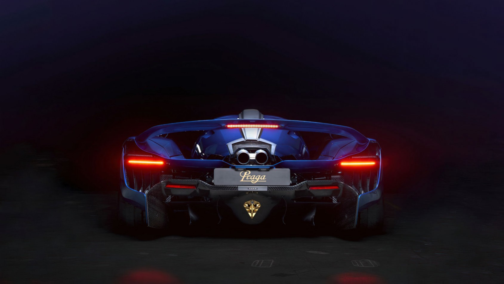 Praga Bohema sylwetka z tyłu