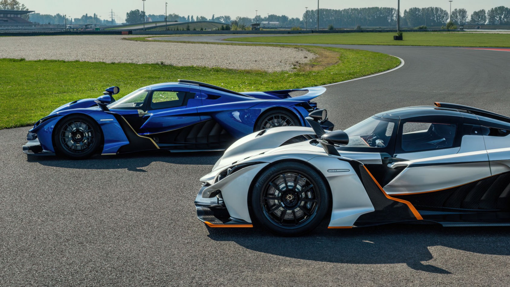 Praga Bohema dwie wersje kolorystyczne