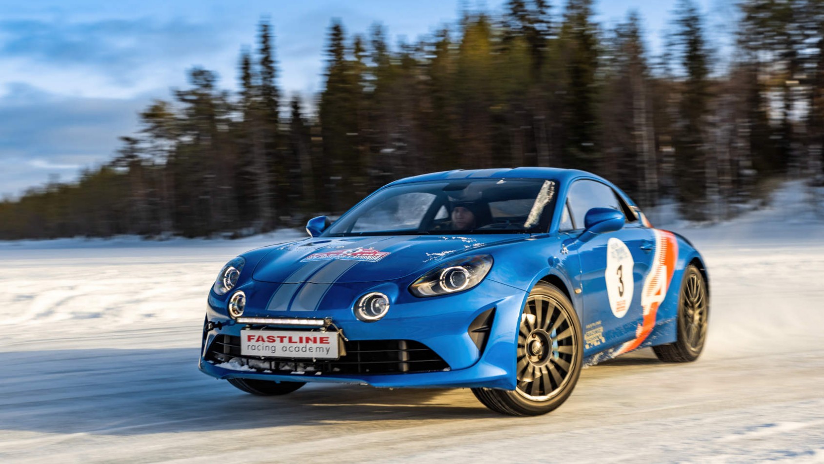 Fastline Ice Driving Experience Fastline Ice Driving Experience - jazda na kolcach