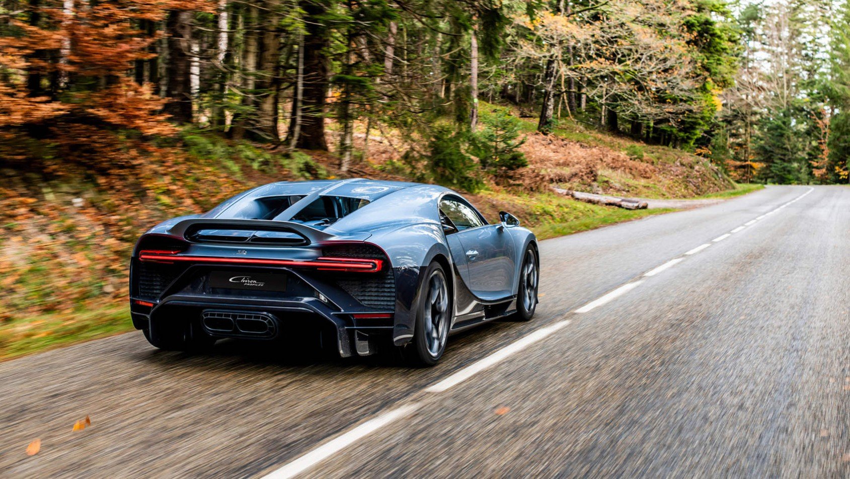 Bugatti Chiron Profilée - tył auta