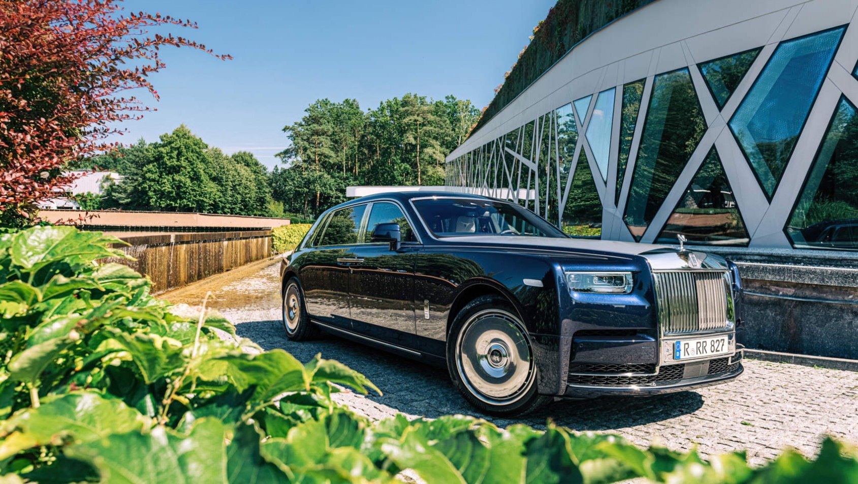 Rolls-Royce Phantom EWB - w pełnej okazałości