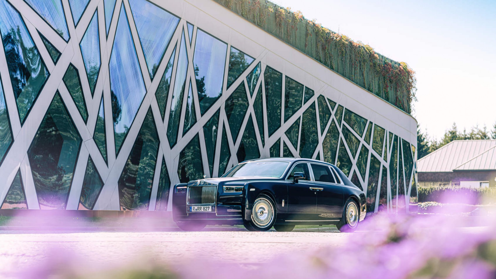 Rolls-Royce Phantom EWB w Hotelu Narvil