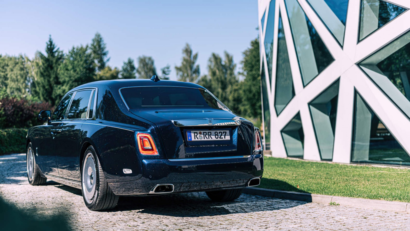 Rolls-Royce Phantom EWB - tył