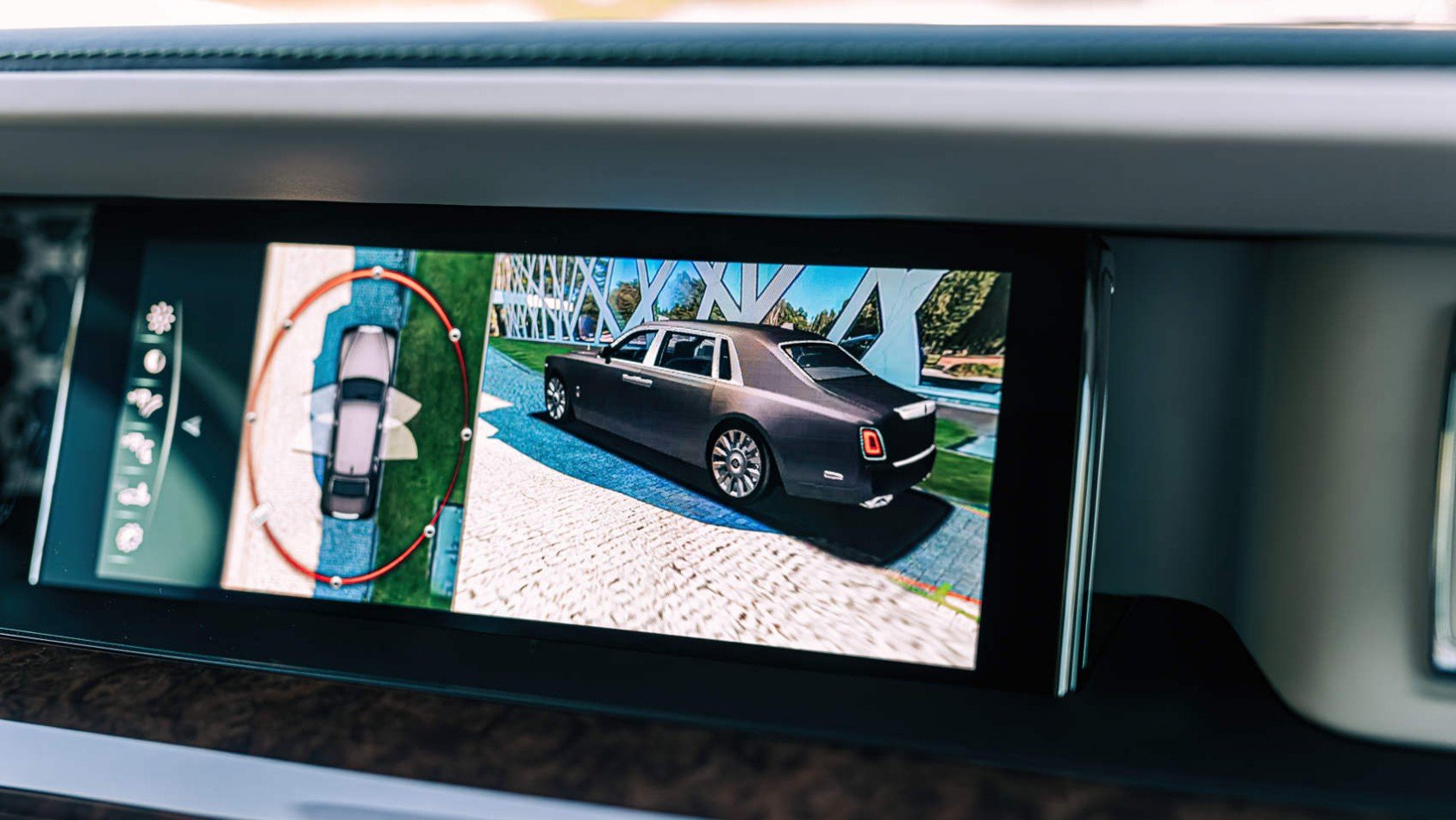 Rolls-Royce Phantom EWB - kamery cofania