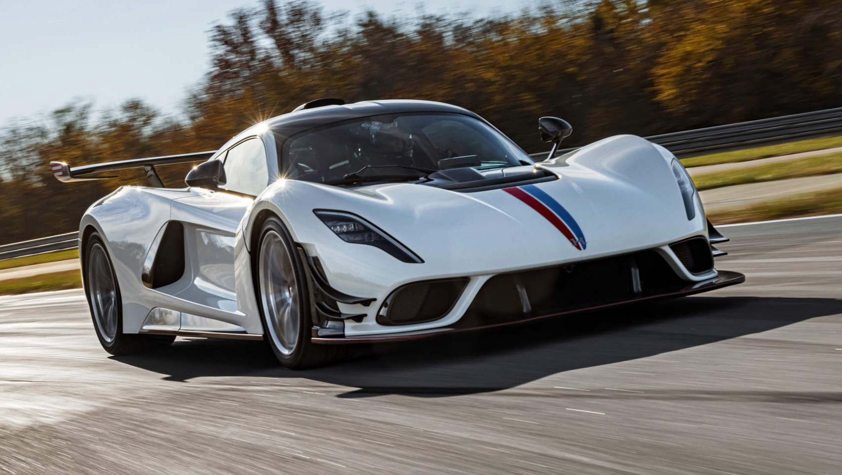 Hennessey Venom F5 Revolution w trakcie jazdy