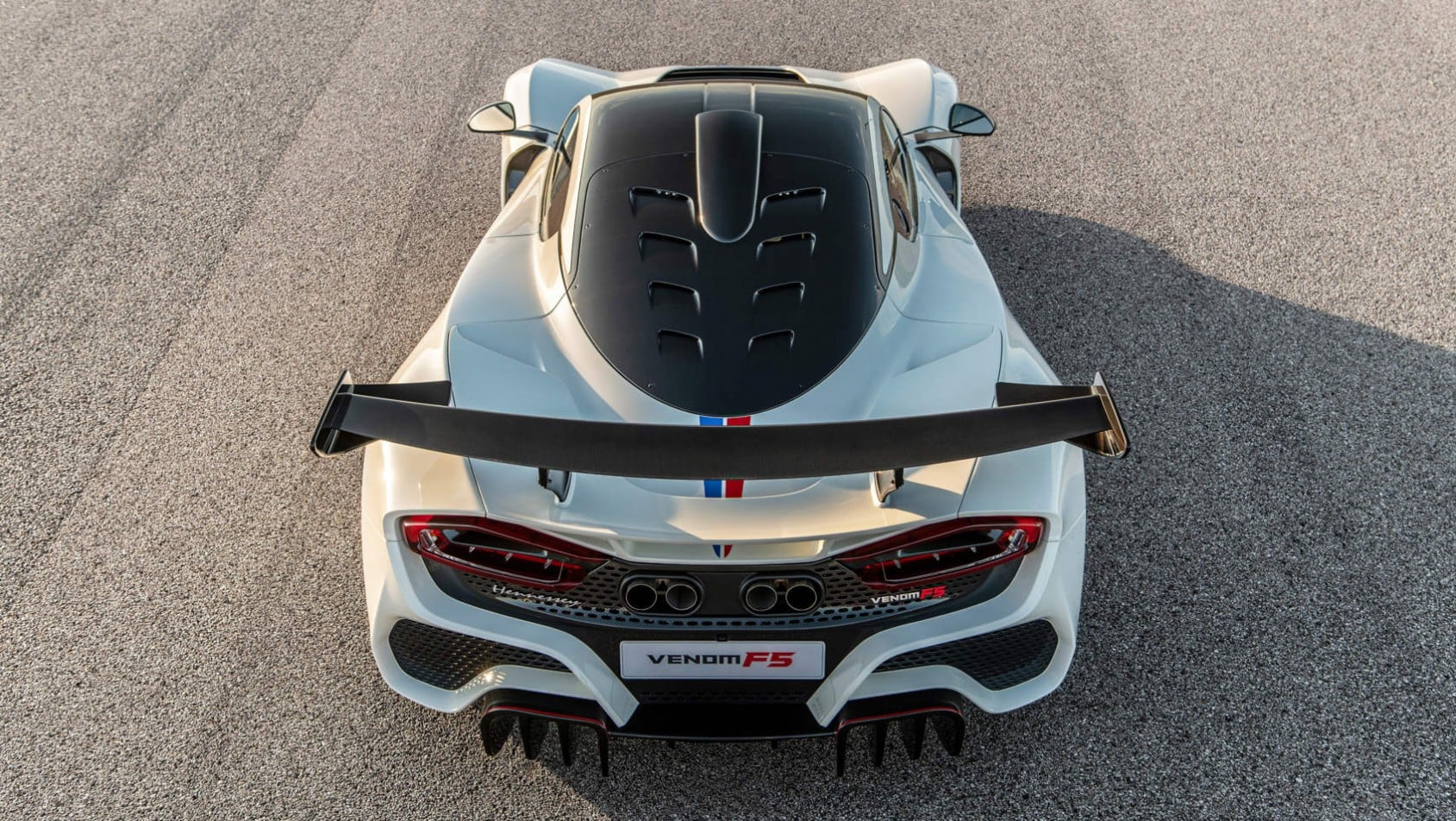 Hennessey Venom F5 Revolution - zbliżenie na tył auta