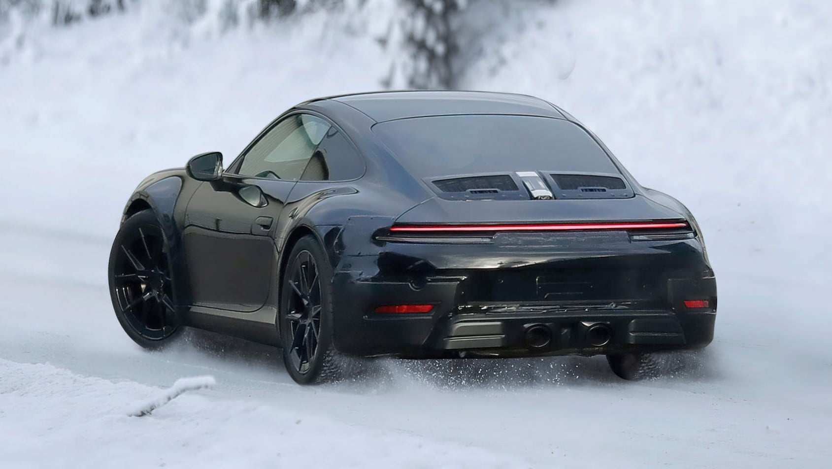 Porsche 992.2 - tył-lewy