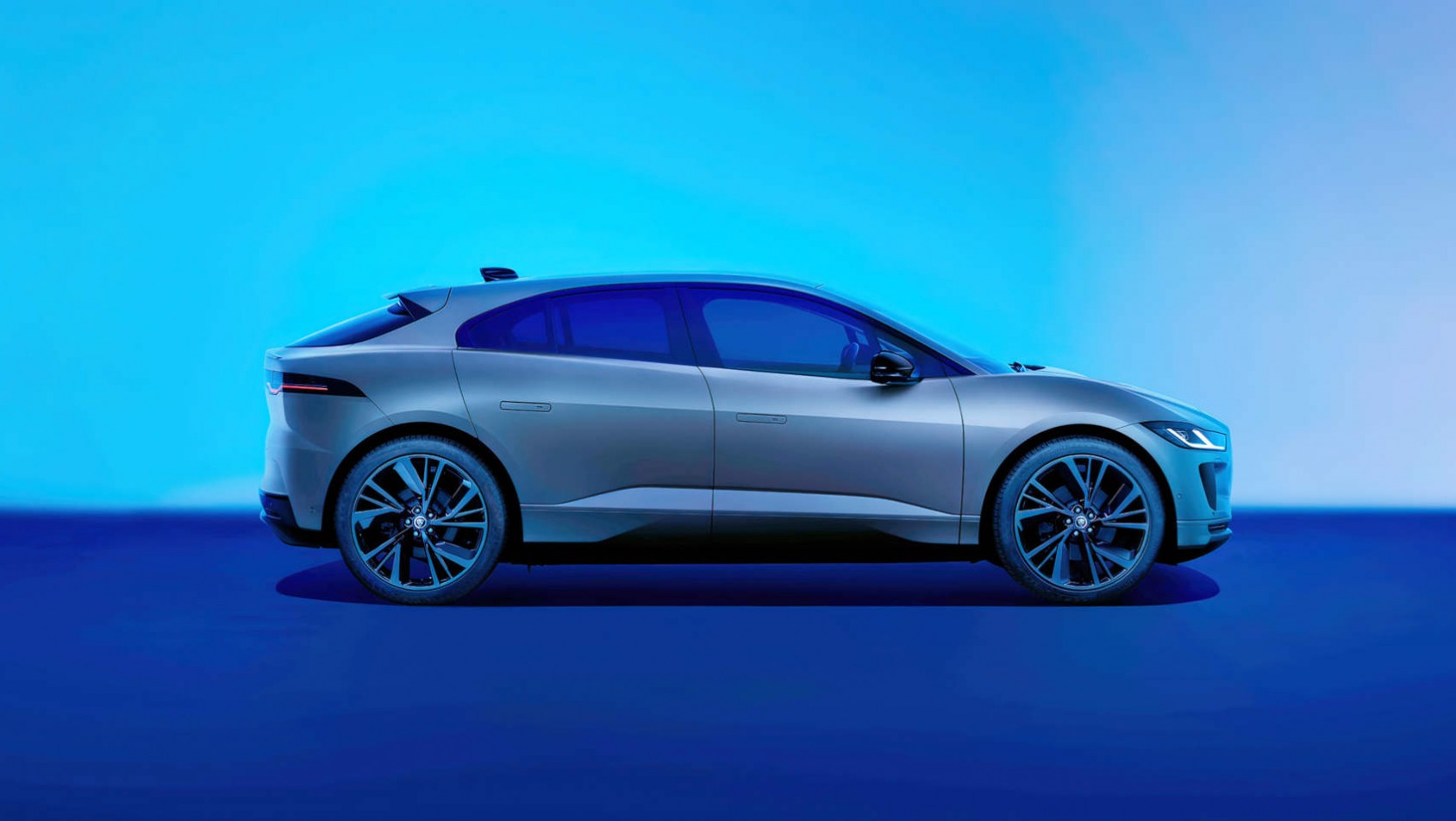Jaguar I-Pace 400 Sport lifting