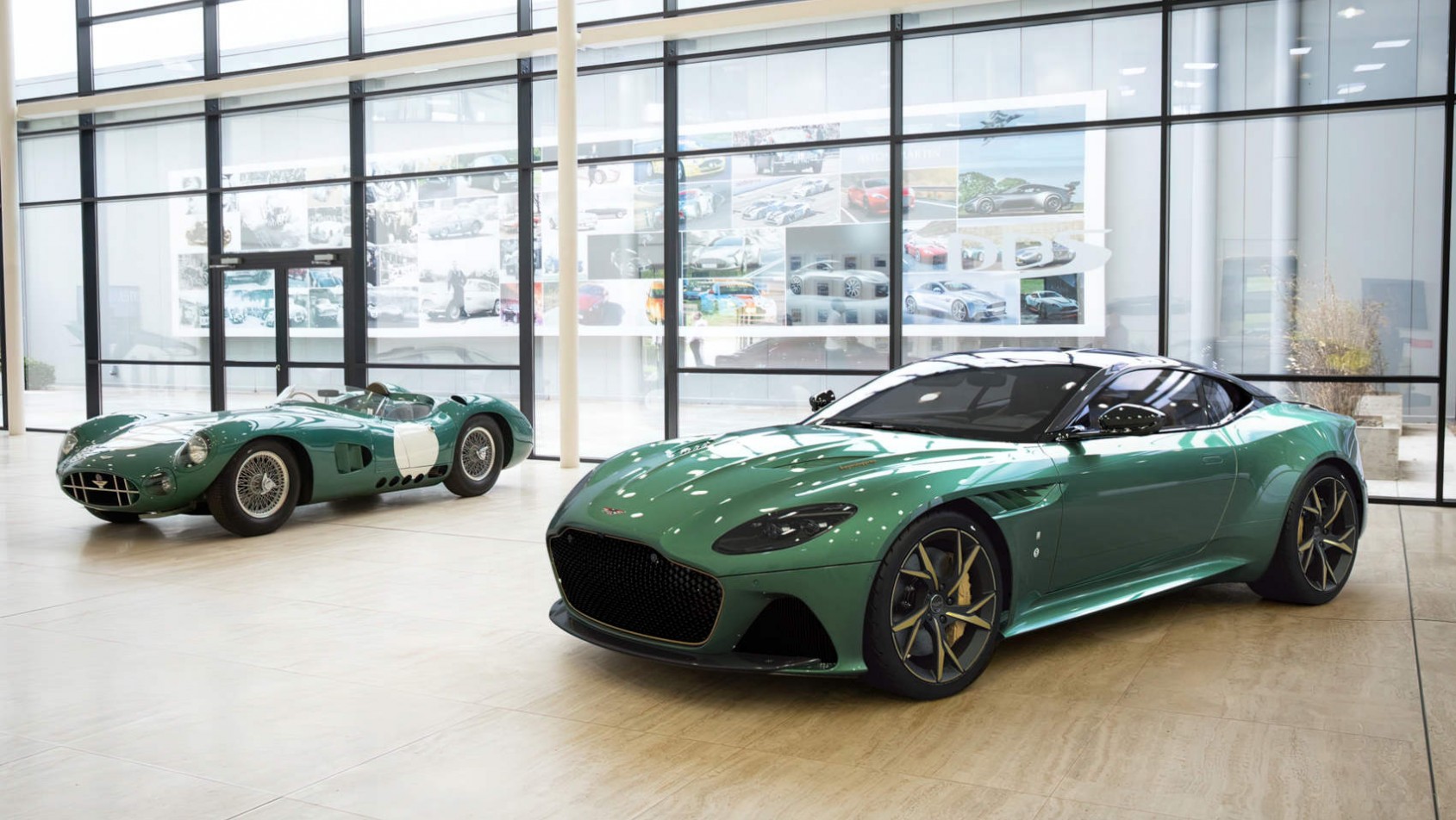 Aston Martin DBS GT Zagato - salon