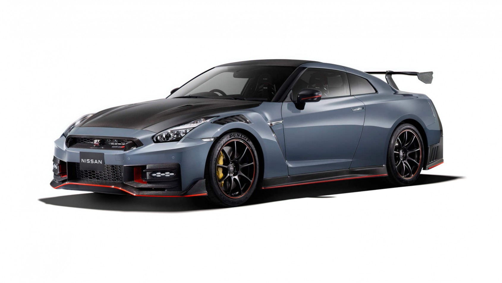 Nissan GT-R Nismo Special bok