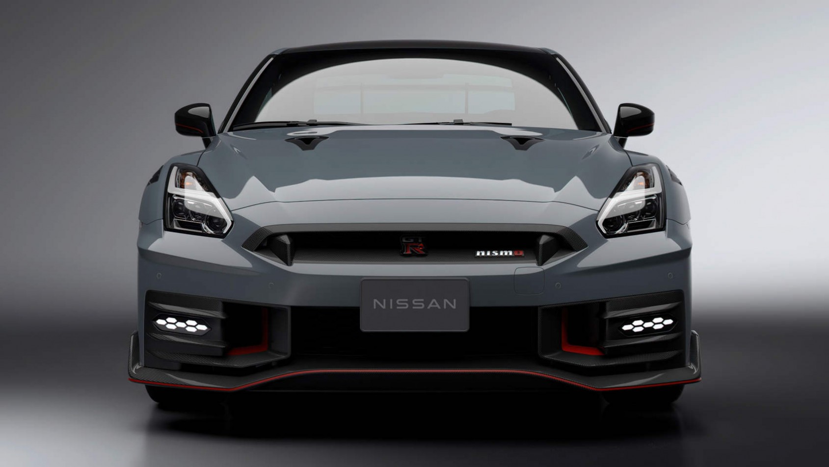 Nissan GT-R Nismo przód