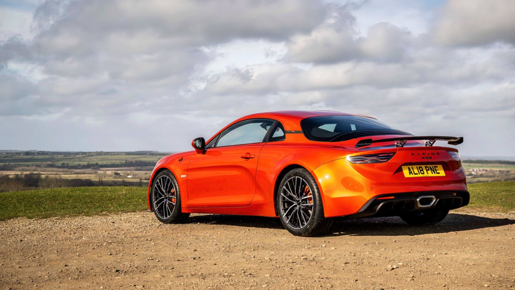 2023 Alpine A110S lewy tył statycznie