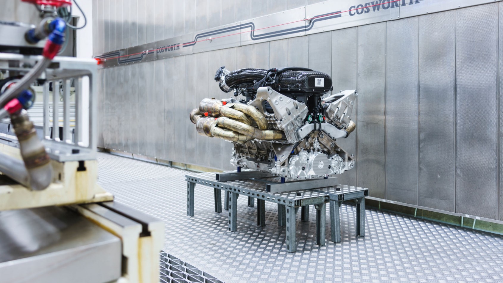 Aston Martin Valkyrie Engine