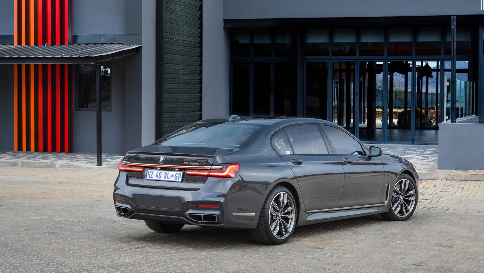 BMW M760Li Final Edition