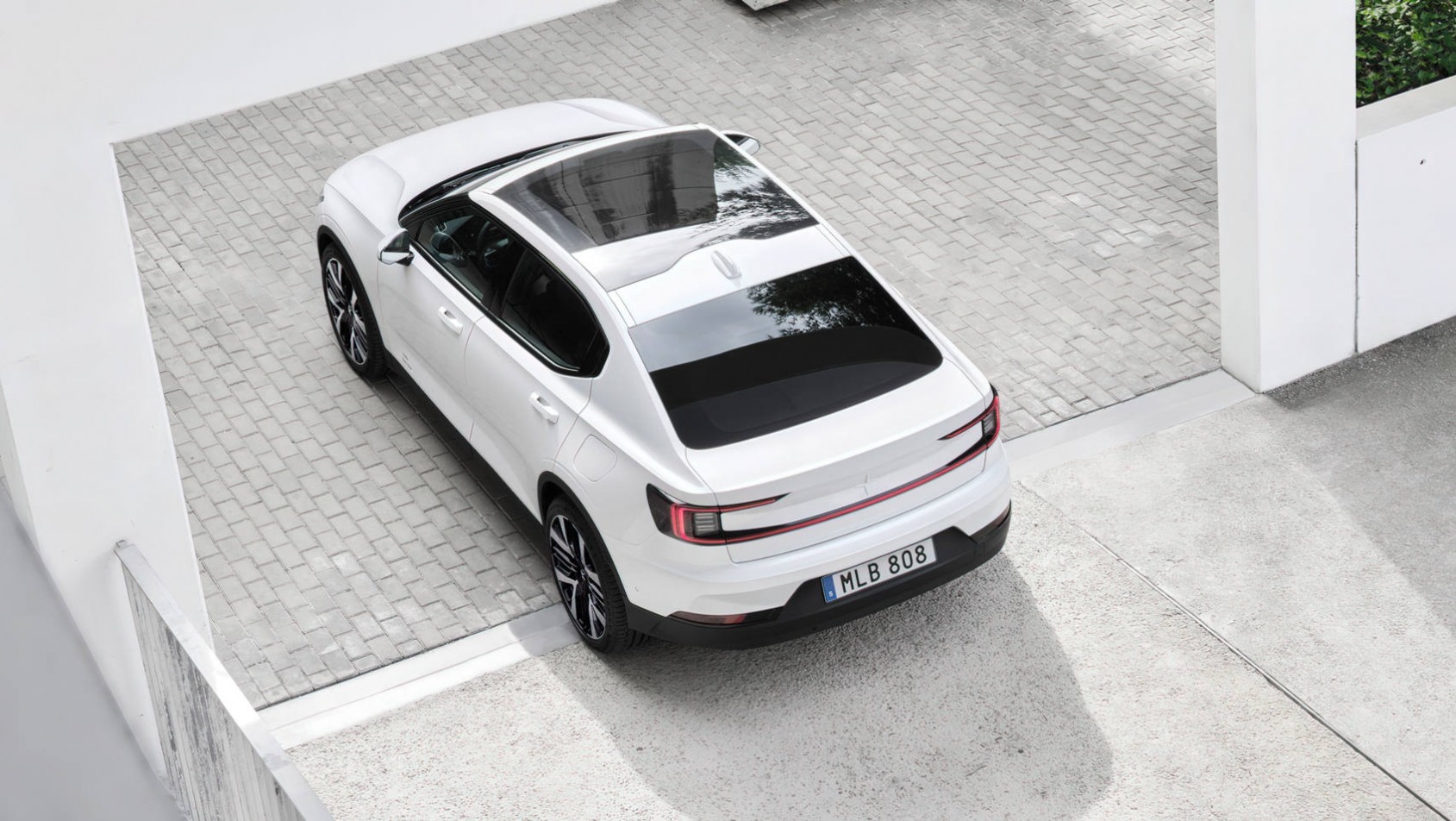 Polestar 2 Polestar 2 MY2024 tył z góry