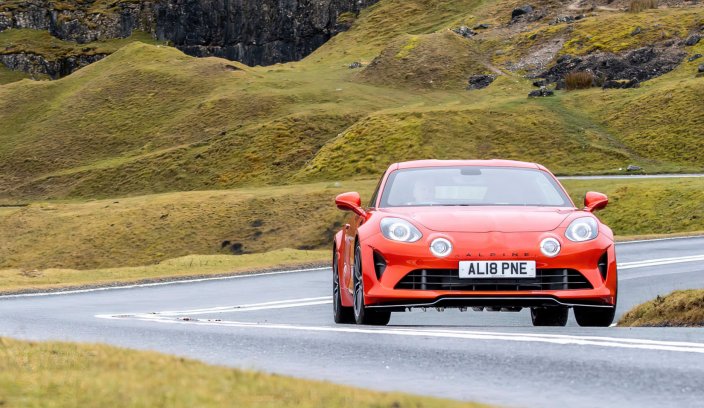 Alpine A110S - przód dynamiczne
