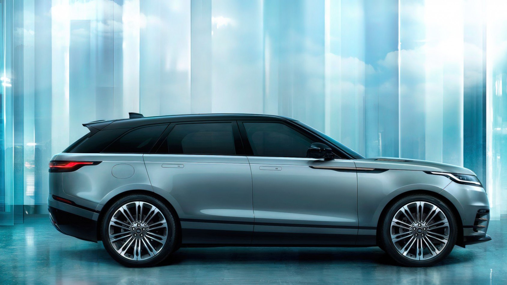 2024 Range Rover Velar profil prawy