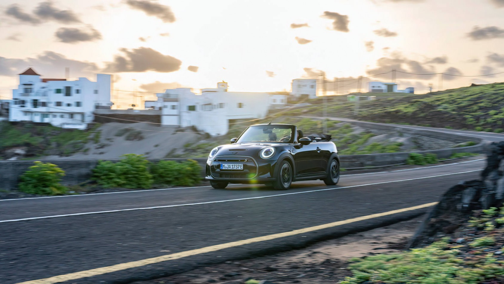 Mini Cooper SE Convertible dynamiczne