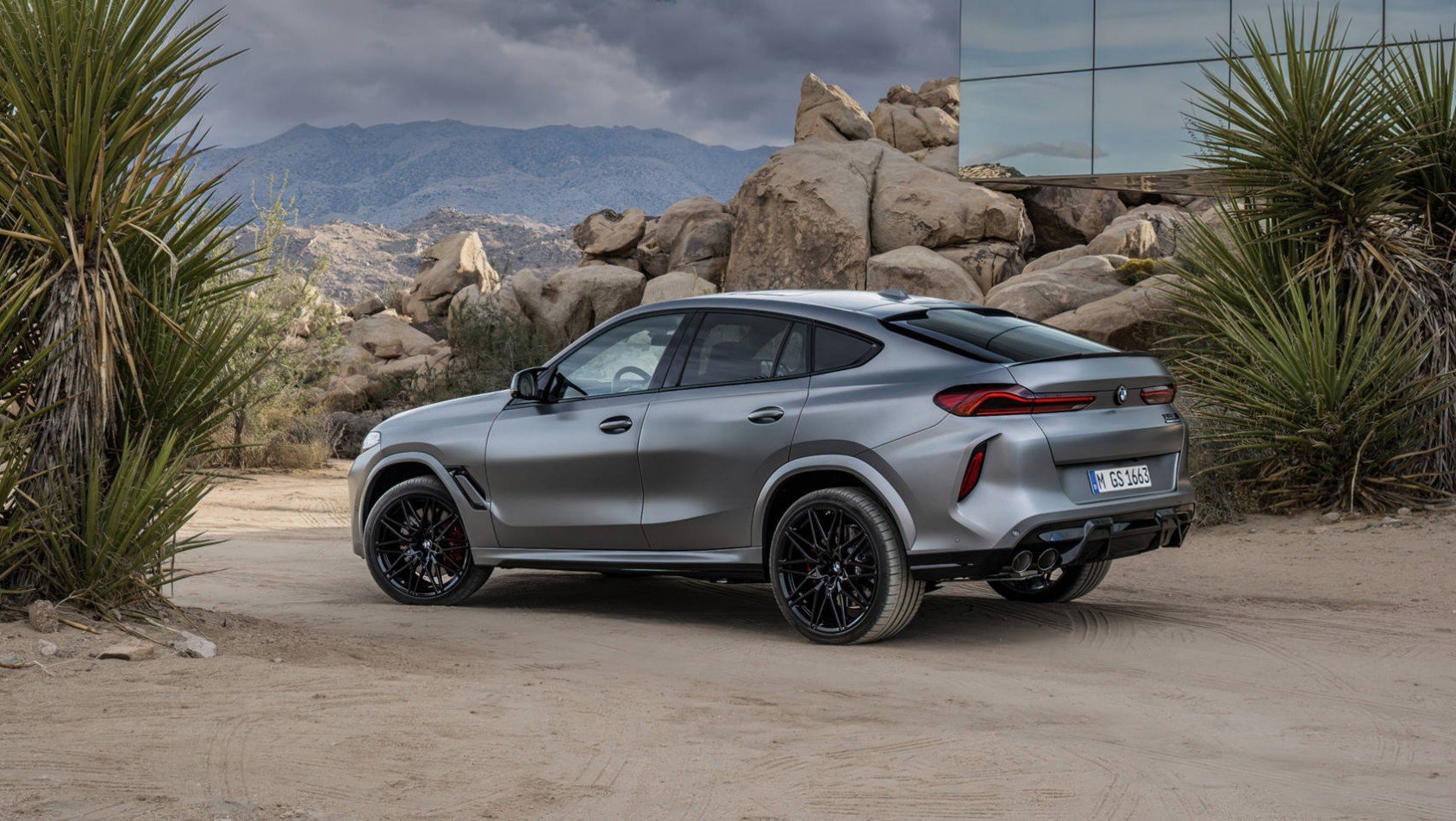 BMW X6 M 2023 BMW X6 M Competition profil lewy