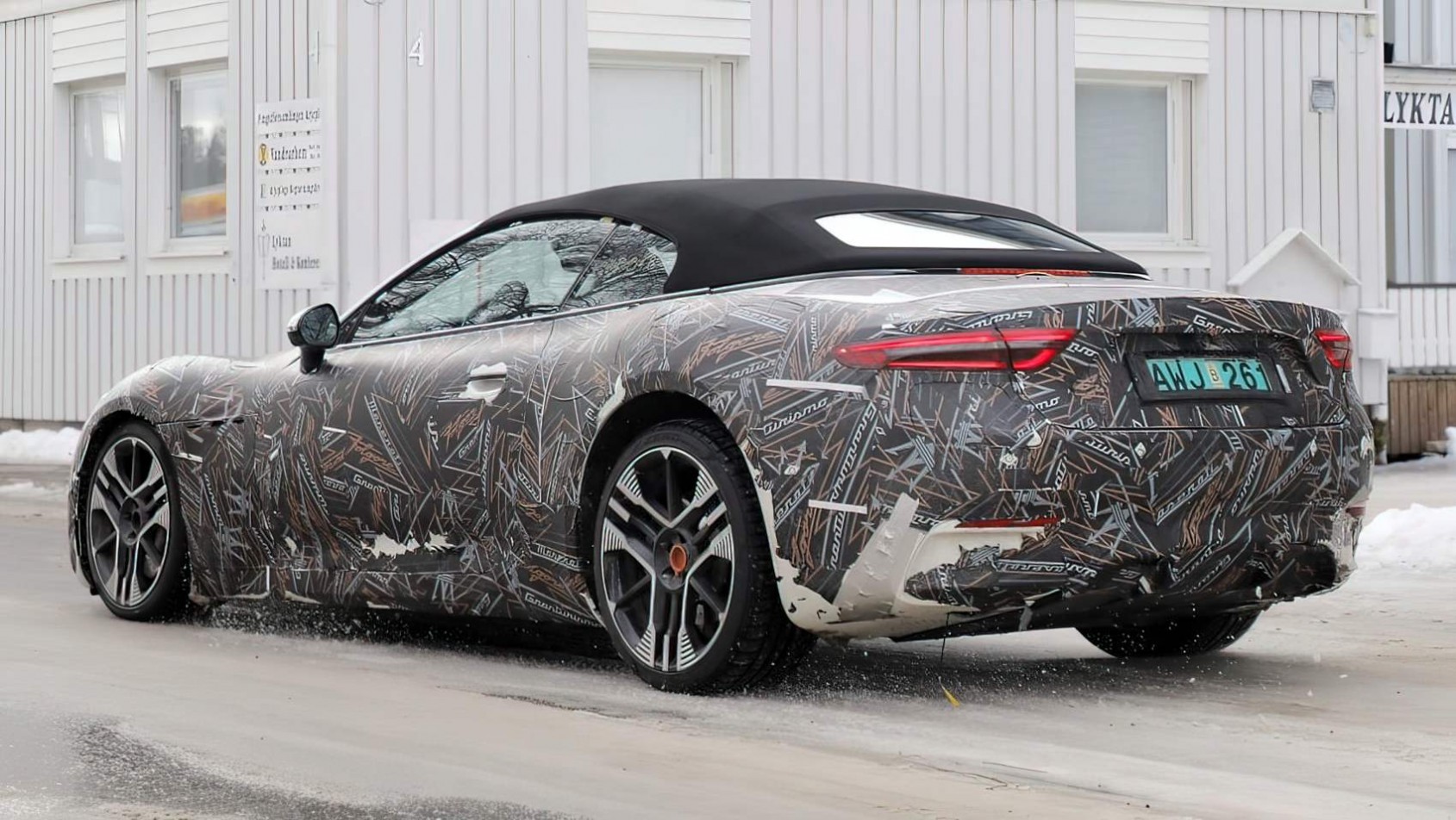 Maserati GranCabrio Folgore spyshot lewy tył