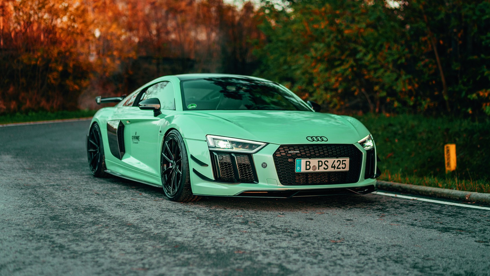 Audi R8 na drodze
