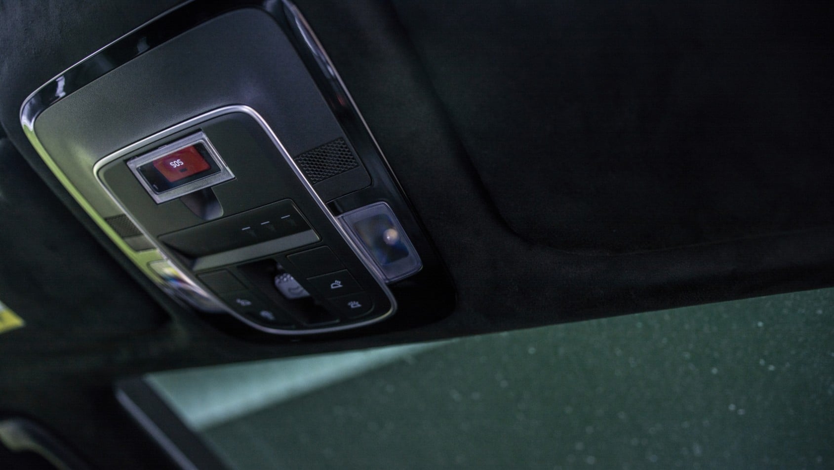 Hyundai Santa Fe PHEV panel wewnętrzny