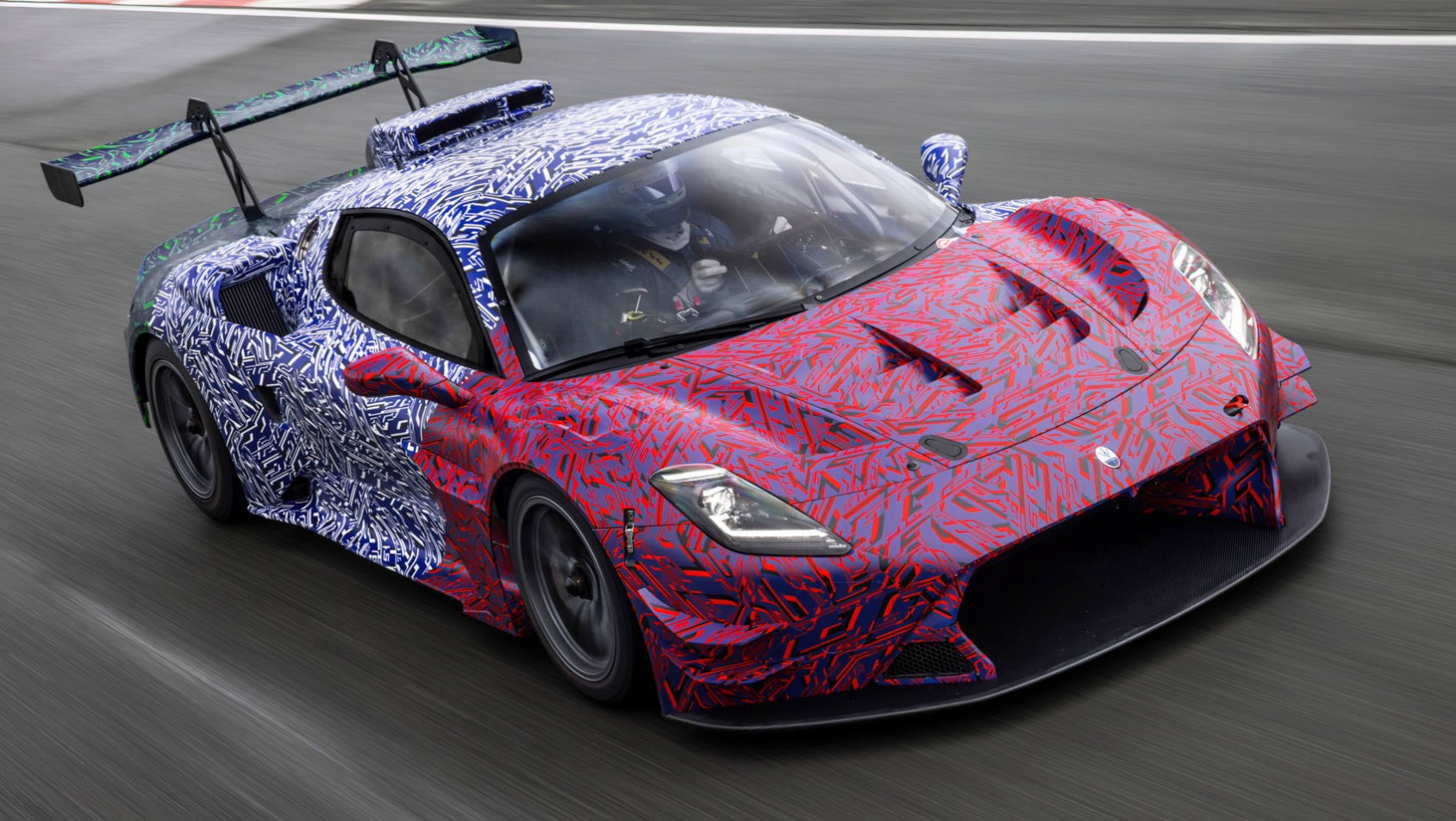 Maserati MC20 GT2 Maserati MC20 GT2 kamuflaż przód
